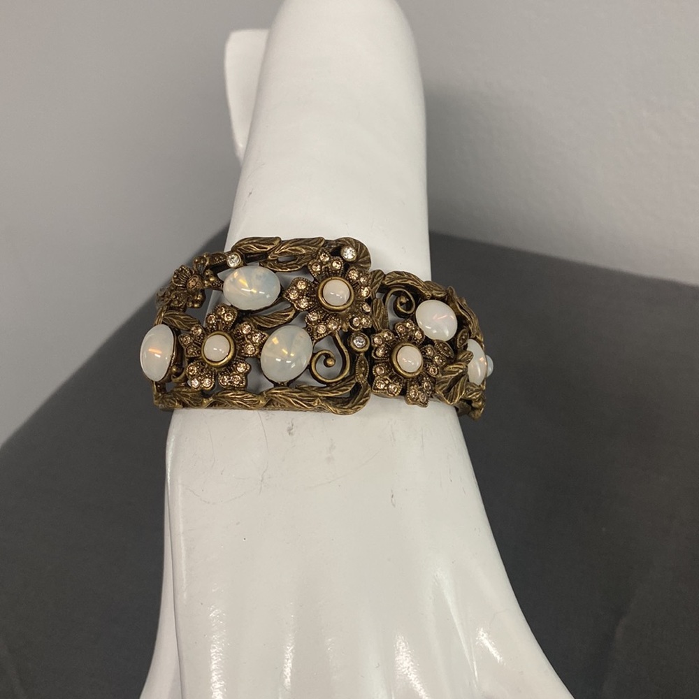 Sweet Romance Faux Opal Bracelet